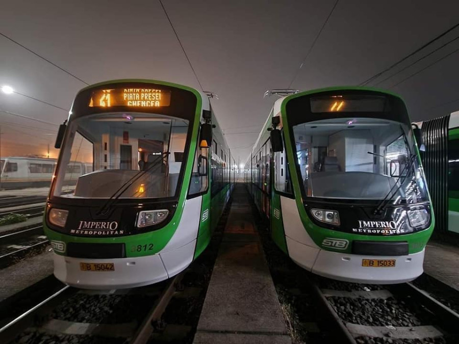 Primele 15 tramvaie din lotul de 100 cumpărate de la Astra Arad au fost puse în circulație în capitală
