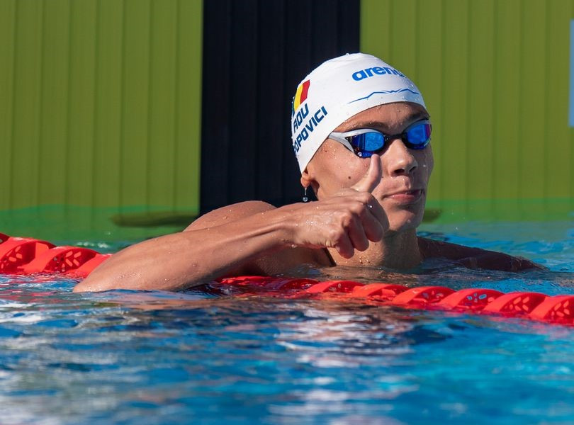 David Popovici, în finala probei de 100 m liber cu un nou record mondial de juniori!