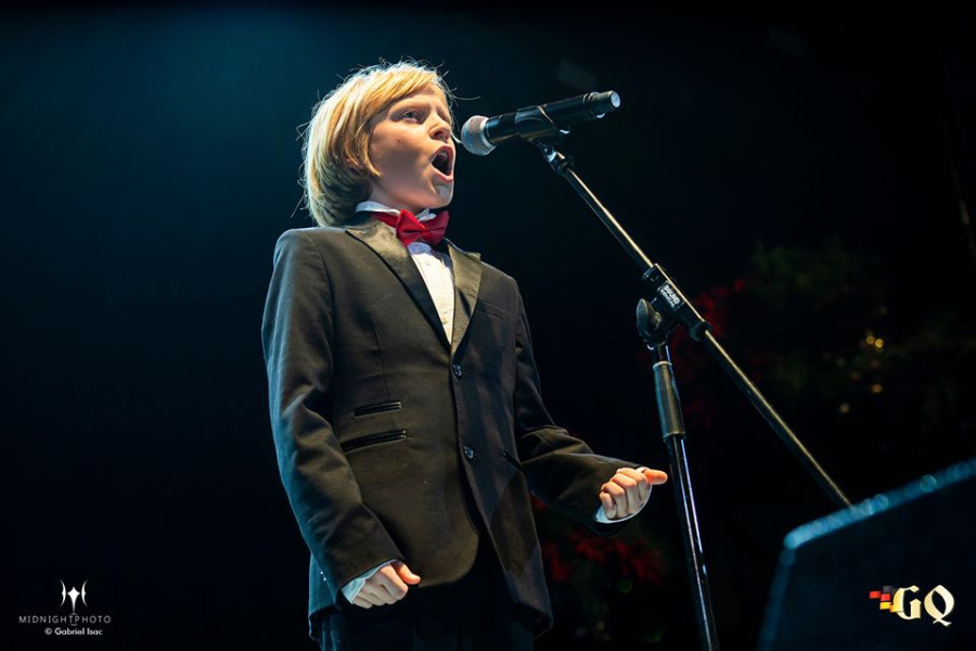 Oliver este românul cu voce de aur care va cânta în Concertul de Anul Nou de la Viena