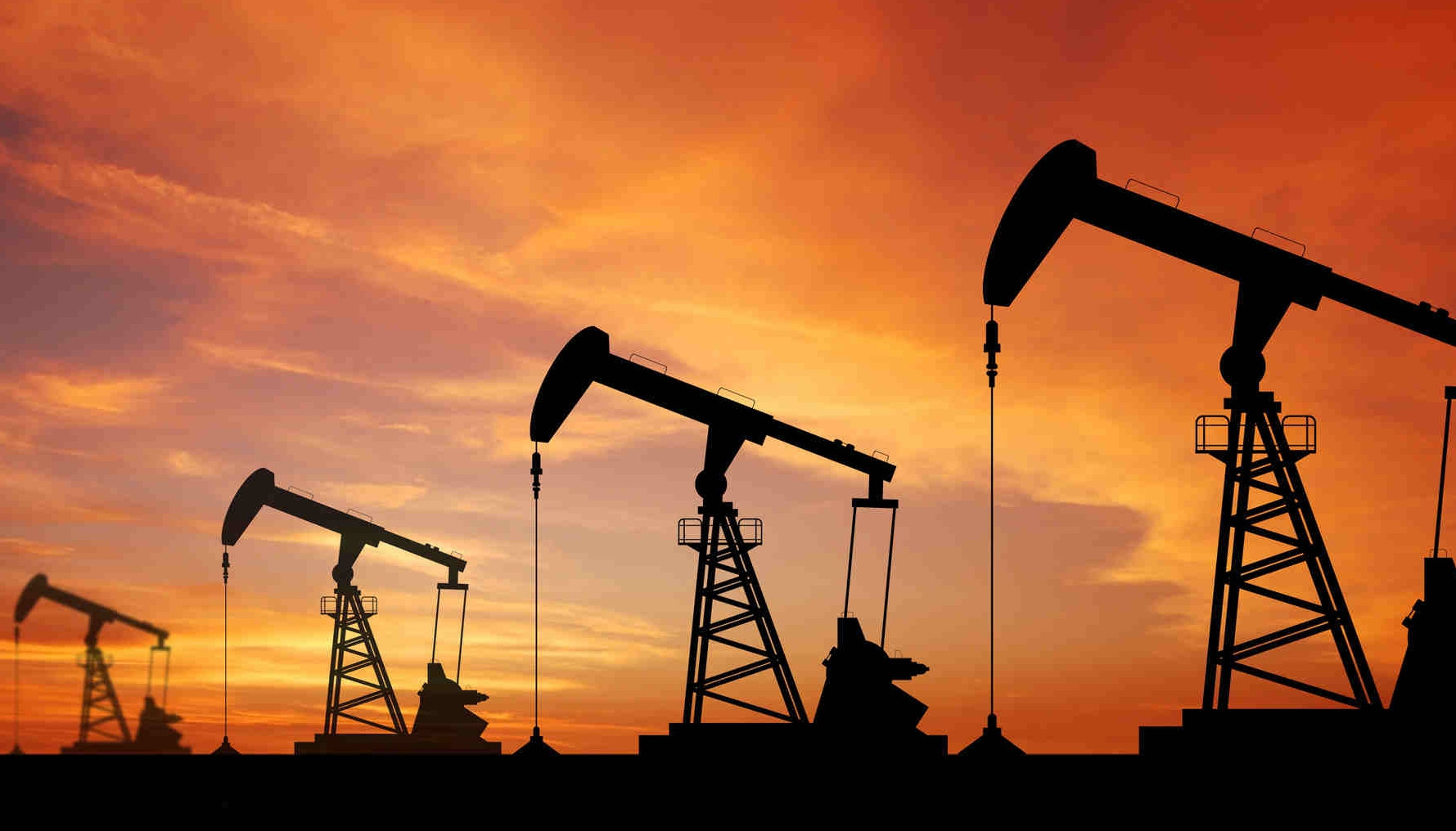 Prețul  petrolului se prăbușește  de la o zi la alta