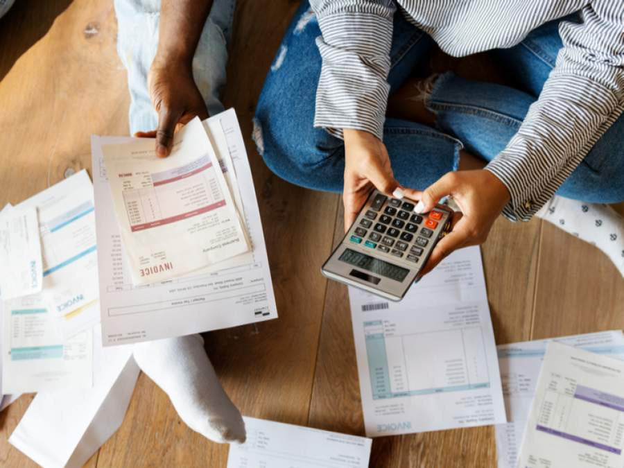 Suprataxarea contractelor part-time, la un pas să fie abrogată prin lege