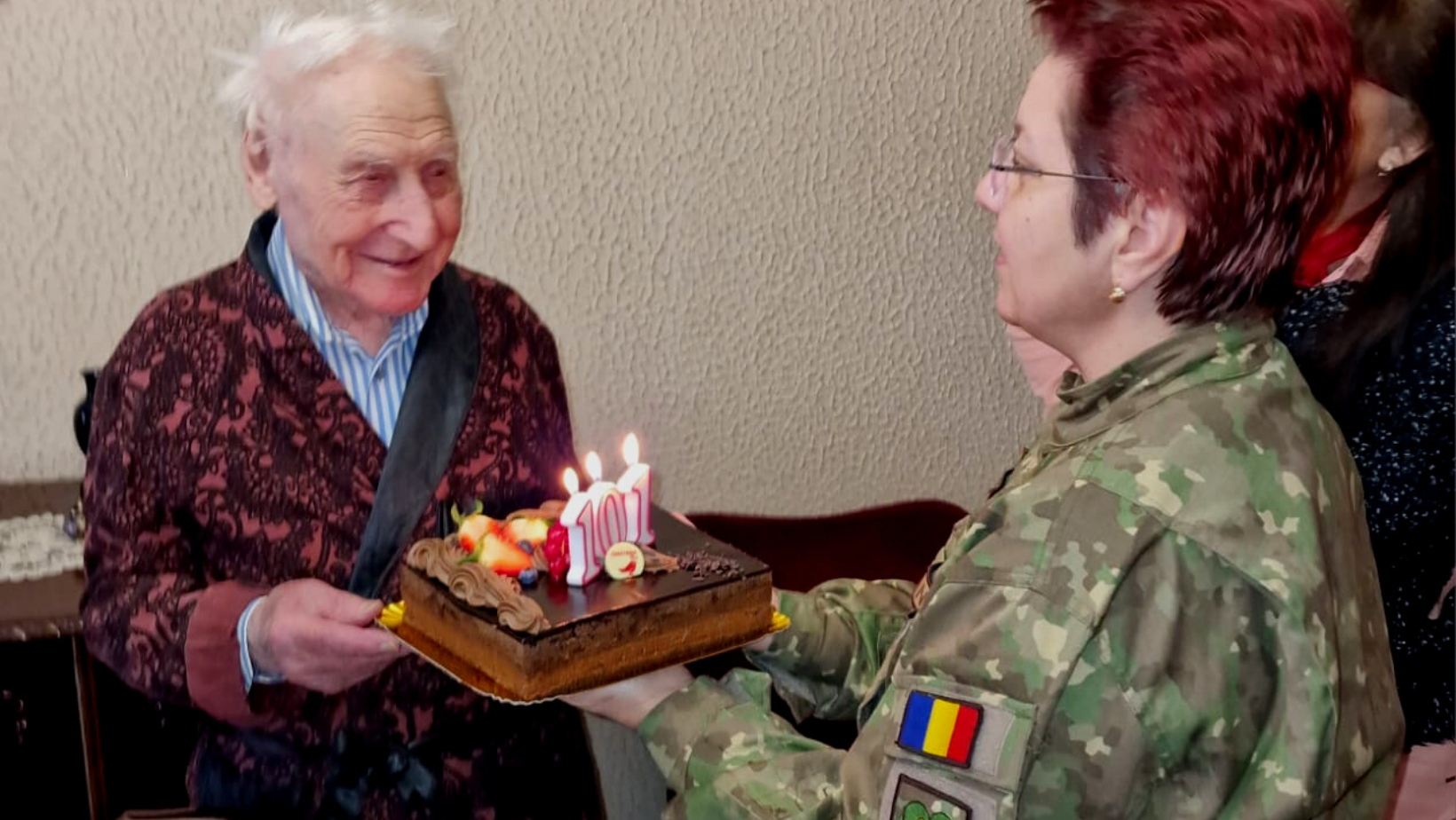 Veteranul de război Ion Nica, sărbătorit la venerabila vârstă de 101 ani