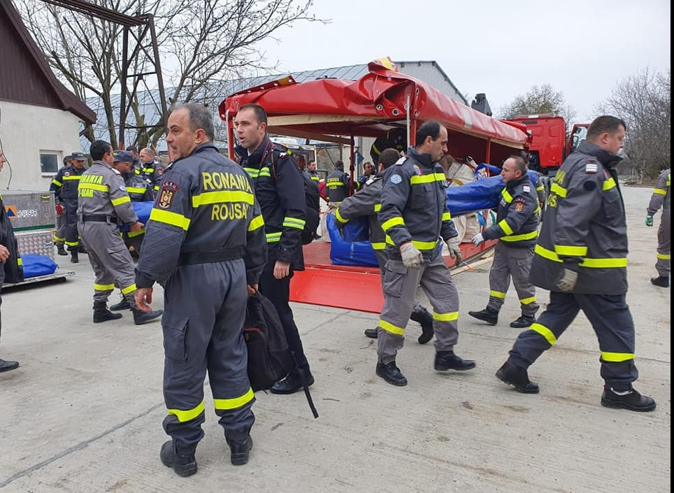 România trimite în Turcia personal specializat în intervenţii de salvare-căutare