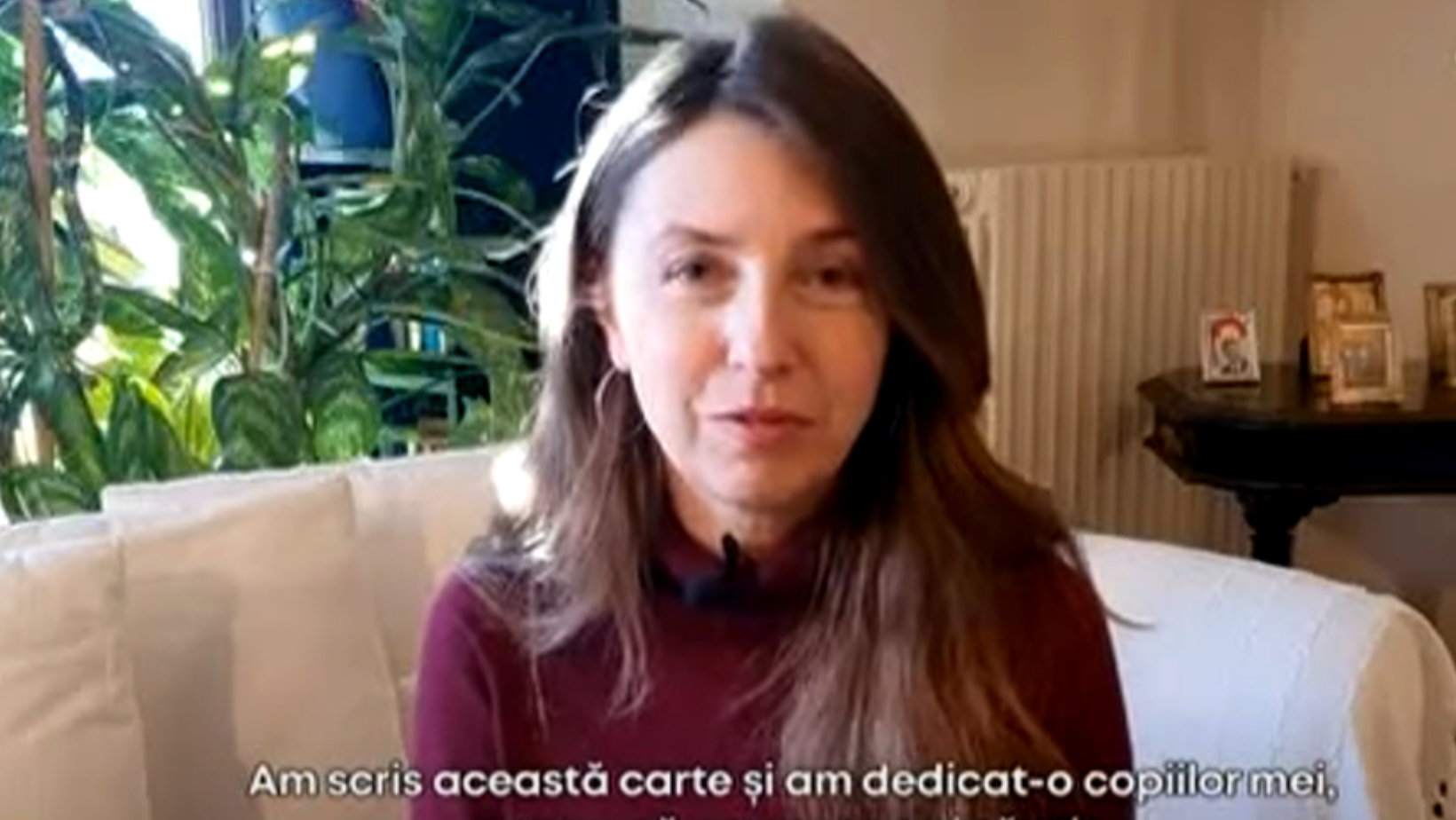 O carte despre viața în România, scrisă de o jurnalistă italiană de origine română, promovată în toată presa din Italia