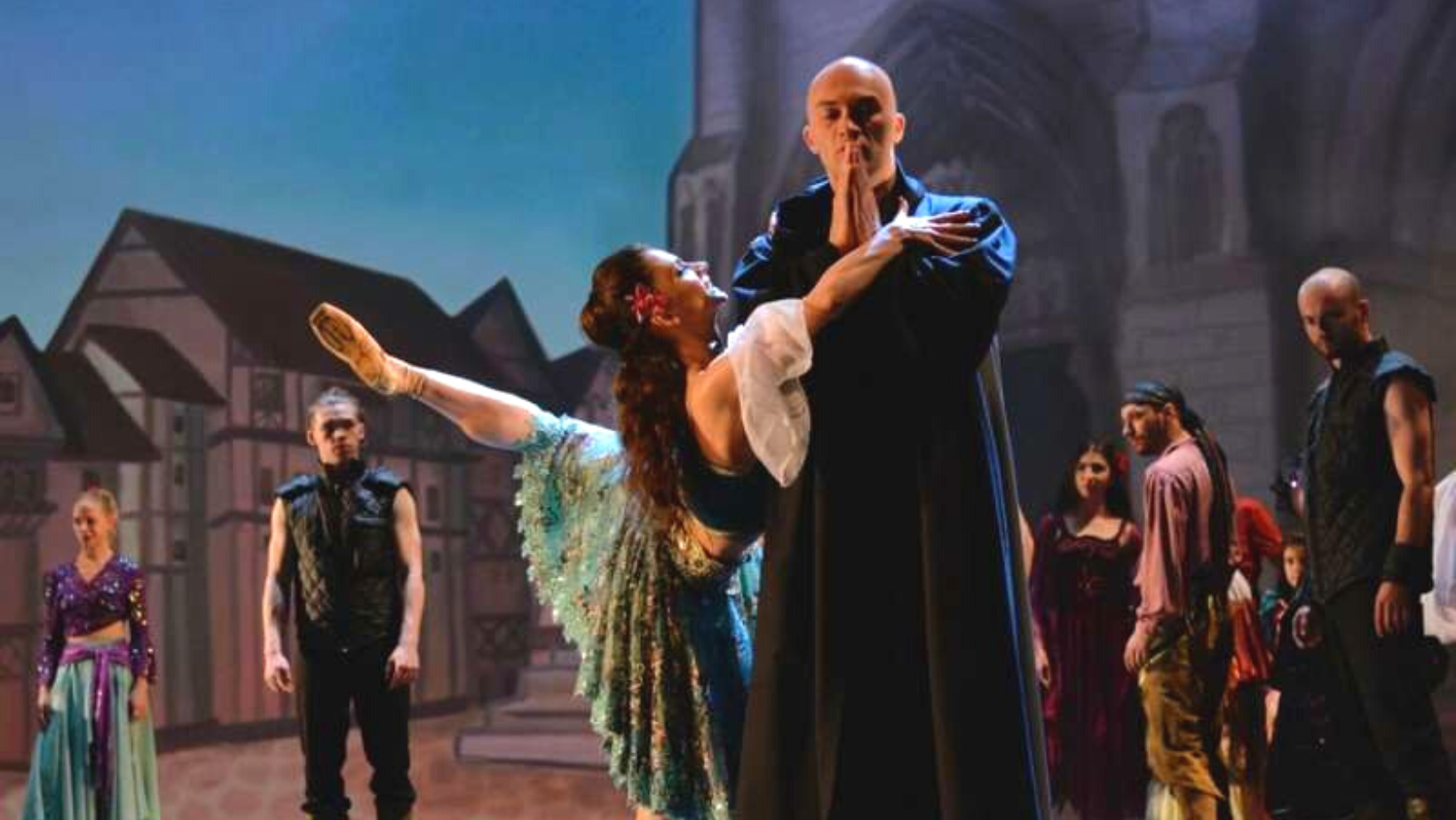 Spectacolul extraordinar de balet ”Cocoşatul de la Notre-Dame” prezentat, în premieră naţională, la Oradea