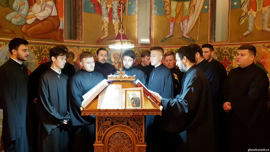 Corul psaltic ”Sf. Ioan Damaschin” din Arad organizează din nou cursuri de muzică psaltică