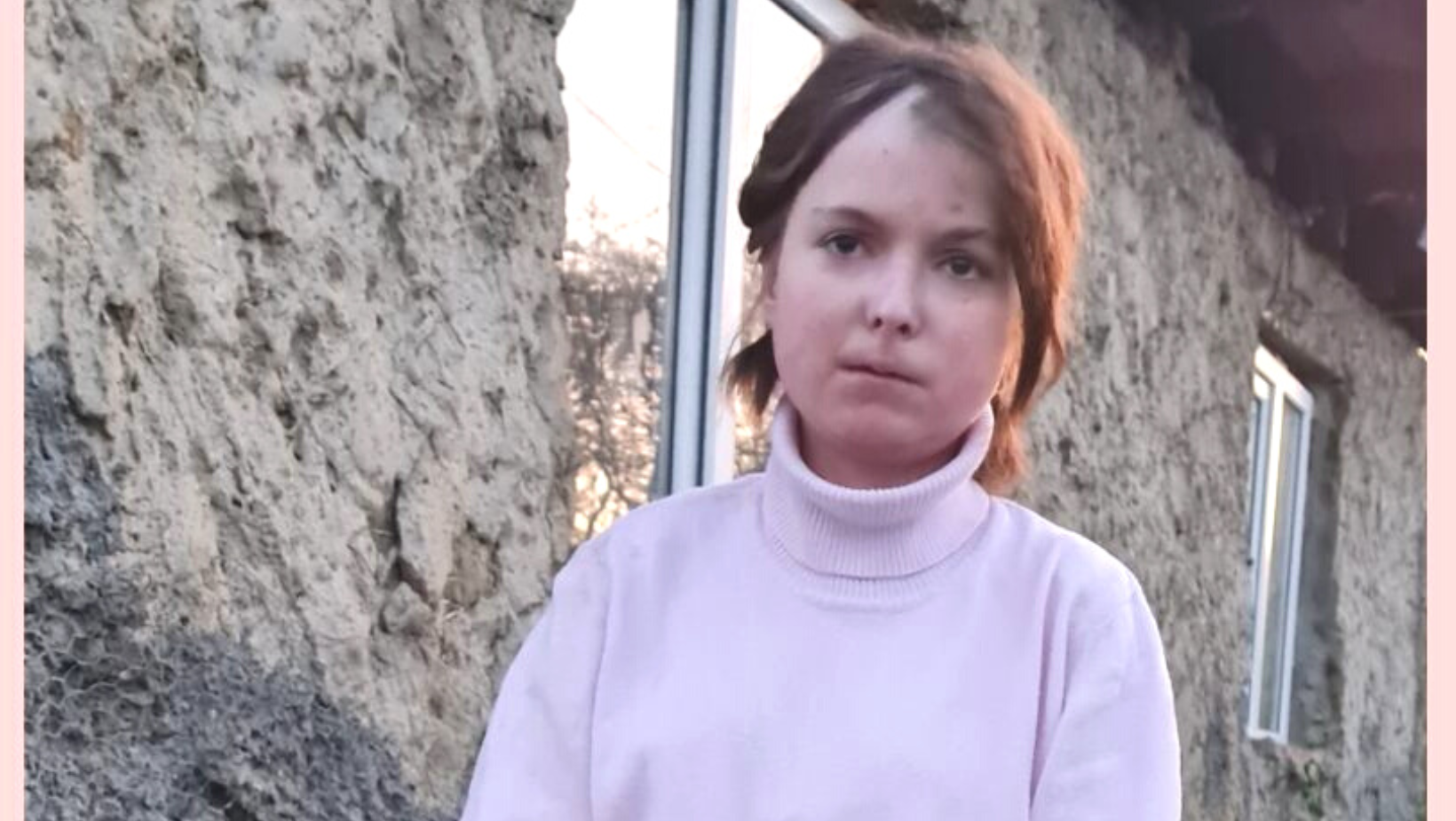 Mihaela are 23 de ani și tot ce își dorește este să aibă pansamente și alifii pentru alinarea durerilor