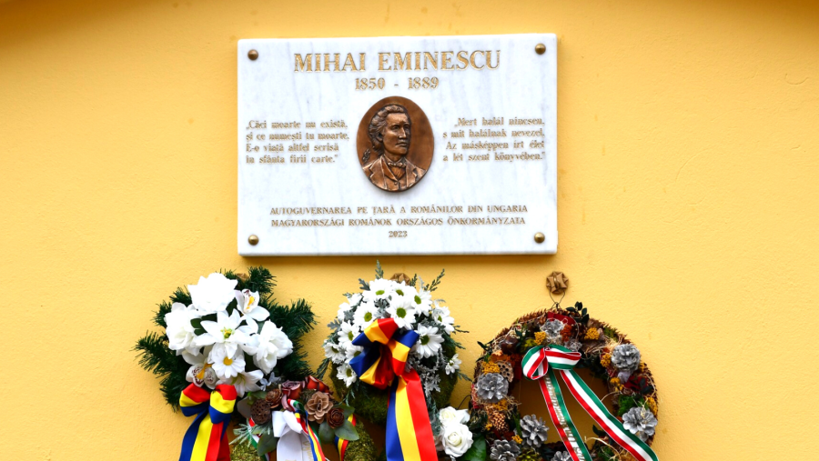 Comunitatea românească din Ungaria a dezvelit o Placă memorială Mihai Eminescu la Gyula