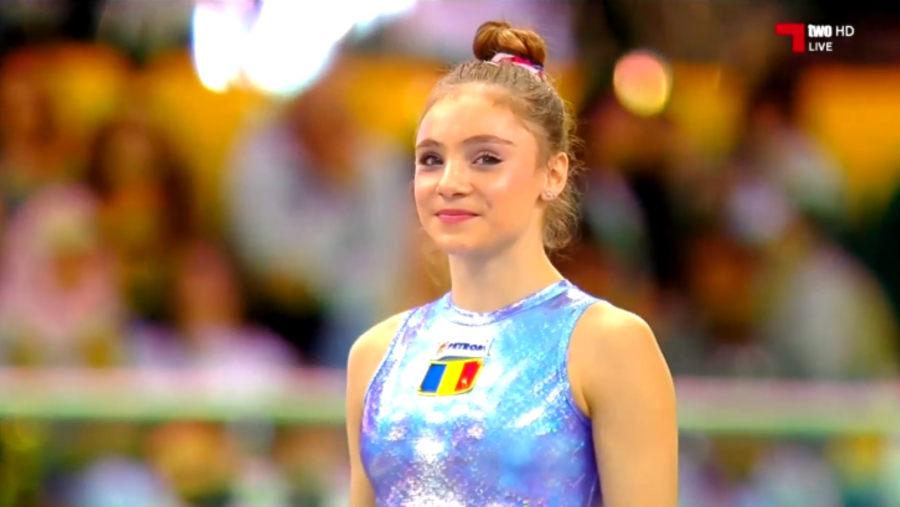 Gimnasta Sabrina Voinea a câștigat două medalii de aur la Cupa Mondială de la Doha