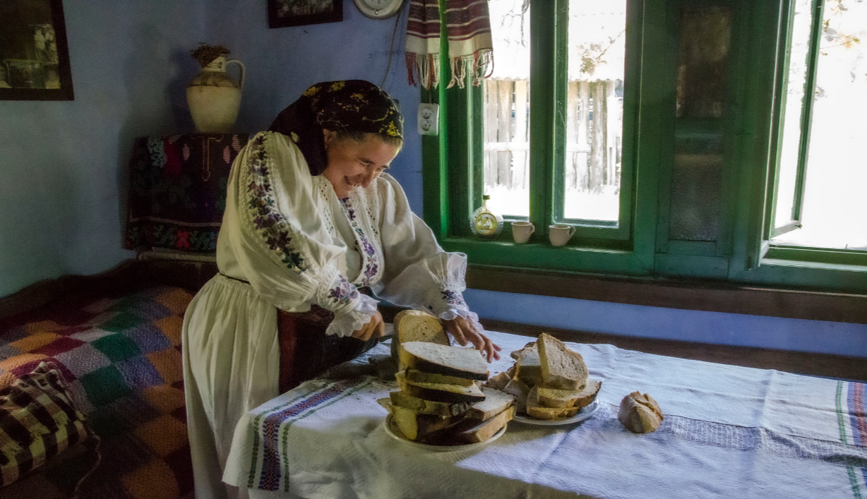 Zeci de fotografii realizate de artişti străini care au vizitat România, expuse în Cetatea Oradea