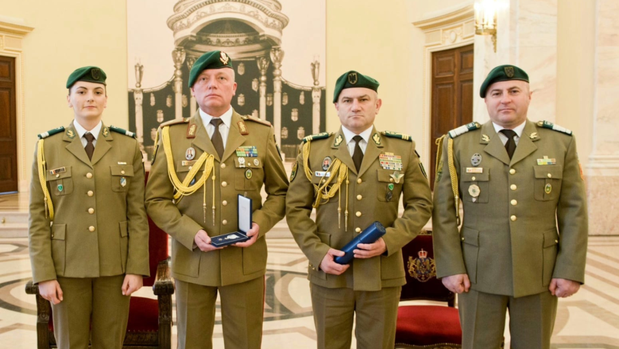 Brigada 2 Vânători de Munte „Sarmizegetusa” a fost distinsă cu Crucea Casei Regale a României