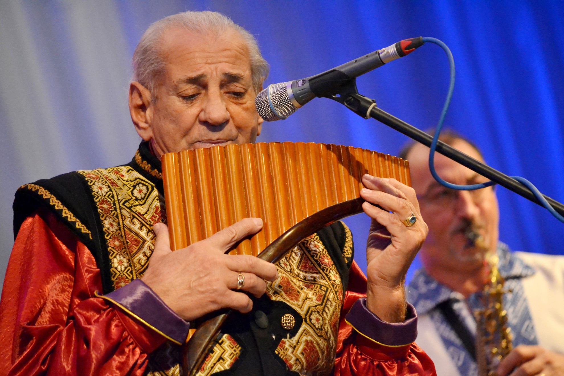 Maestrul Gheorghe Zamfir împlinește astăzi 82 de ani
