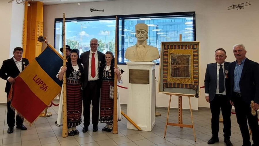 Eroul naţional Avram Iancu, comemorat la 10 ani de când Aeroportul Internațional din Cluj îi poartă numele
