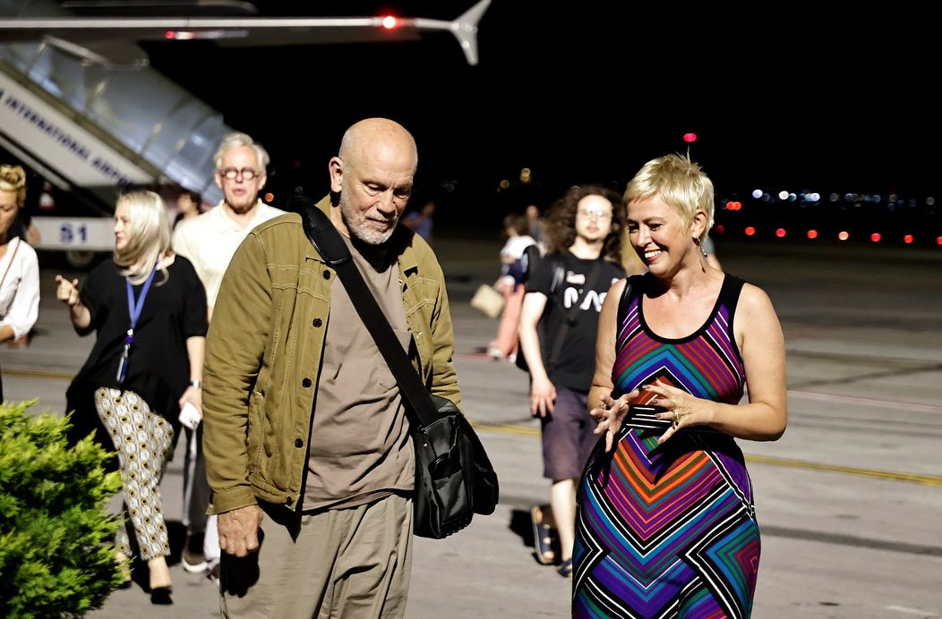 Celebrul actor John Malkovich va urca pe scena Teatrului Naţional din Timişoara