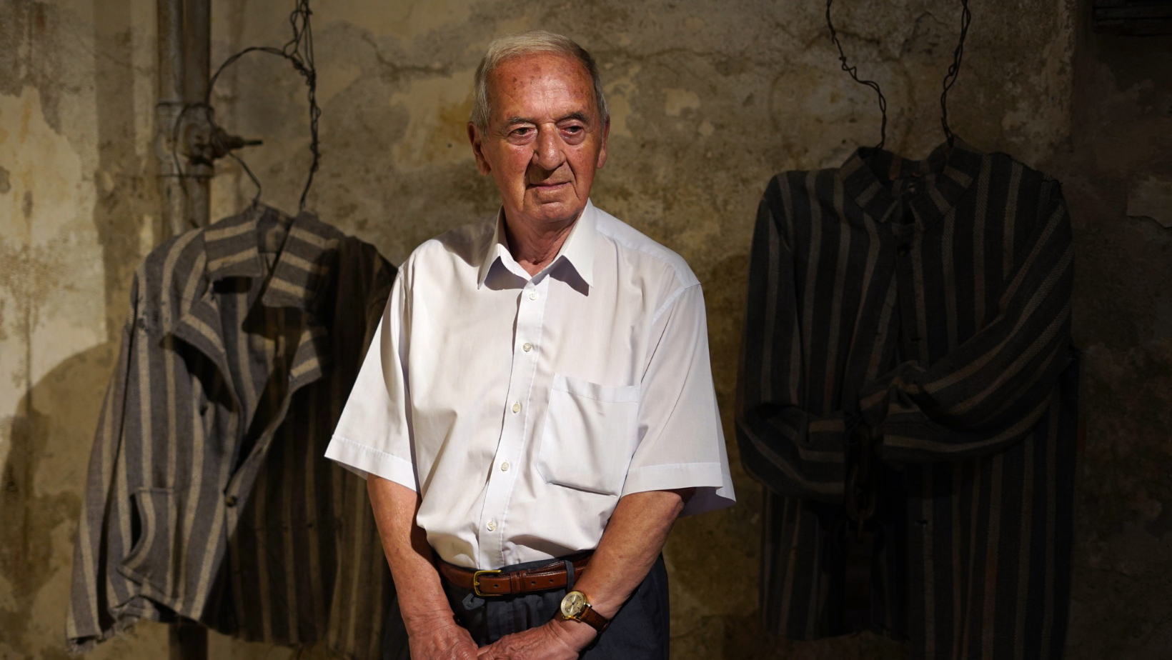 Sergiu Rizescu, fost deținut politic, a primit titlul de Cetățean de onoare al orașului Pitești chiar în penitenciarul în care a fost încarcerat împreună cu tatăl său