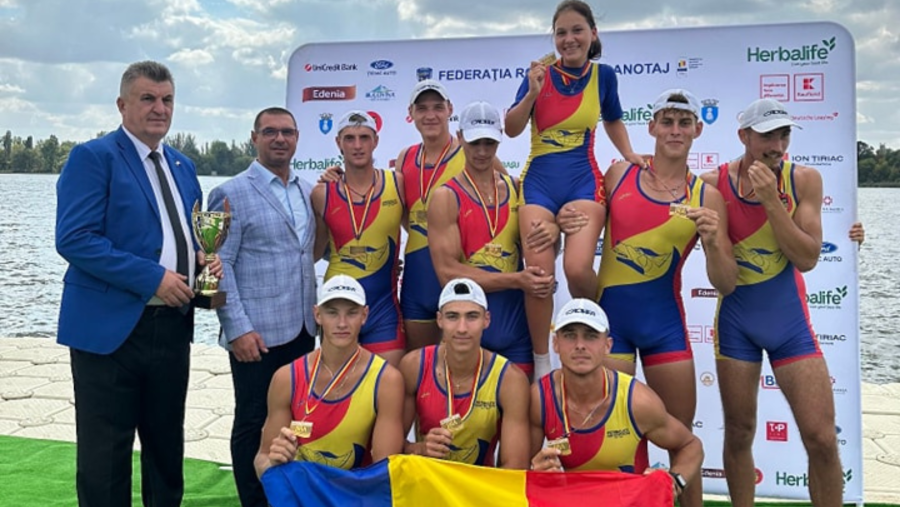 Canotorii români au câștigat 15 medalii la Campionatele Balcanice de juniori din Pantelimon