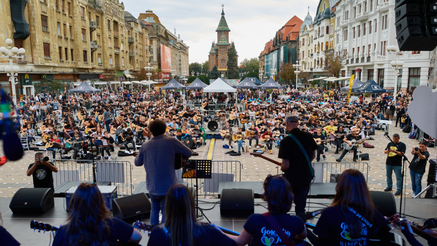 Sute de chitariști vor pune în scenă cel mai spectaculos și emoționant moment la Timișoara Guitar Meeting 2023