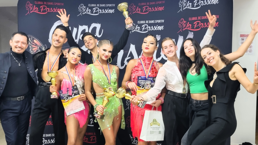 Premieră în istoria dansului sportiv arădean! Royalii au câștigat titlurile de Campioni și Vicecampioni ai României la cea mai înaltă clasă valorică