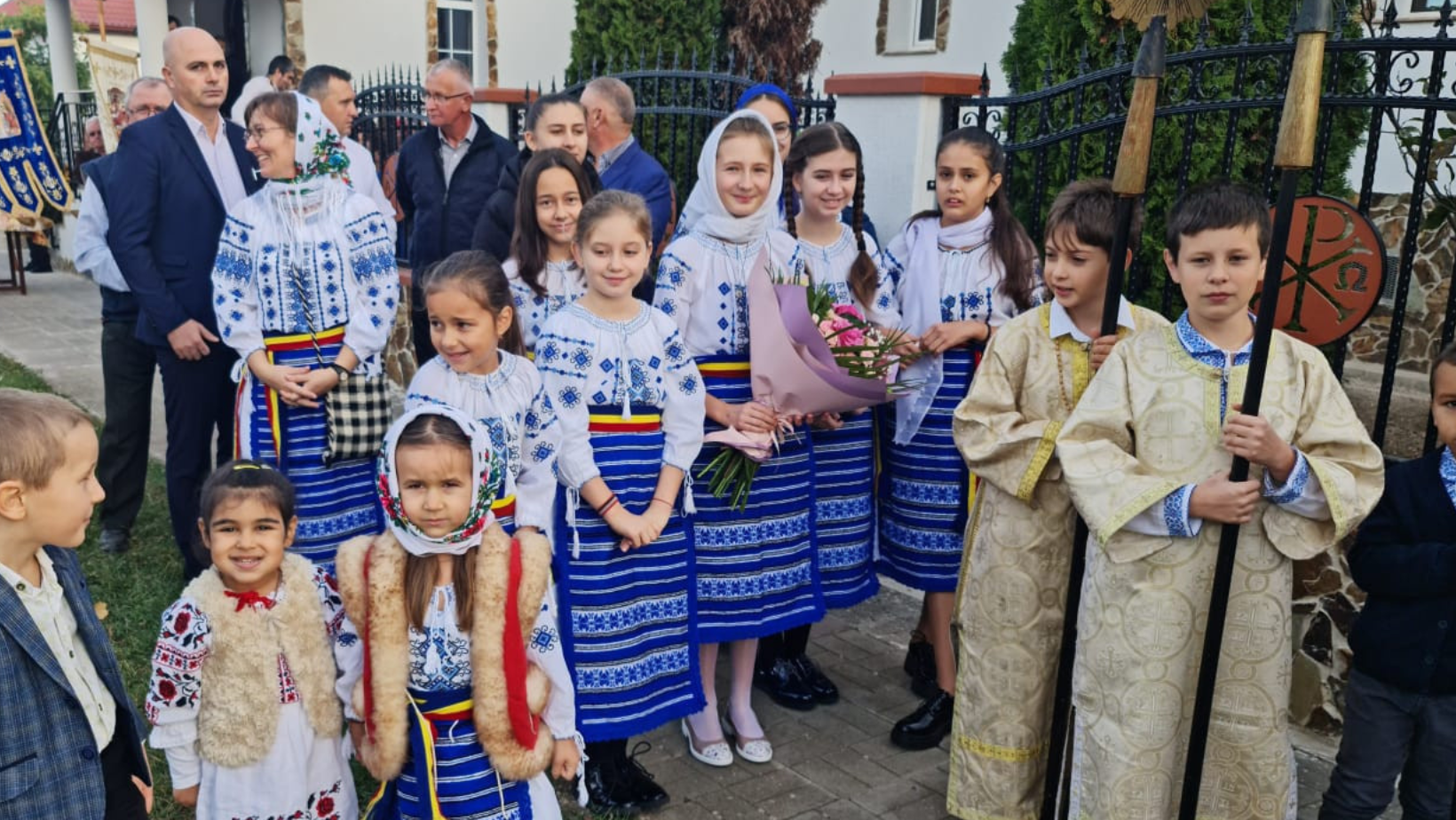 Peste 300.000 de români îşi serbează onomastica de sărbătorile Sfinţilor Dimitrie