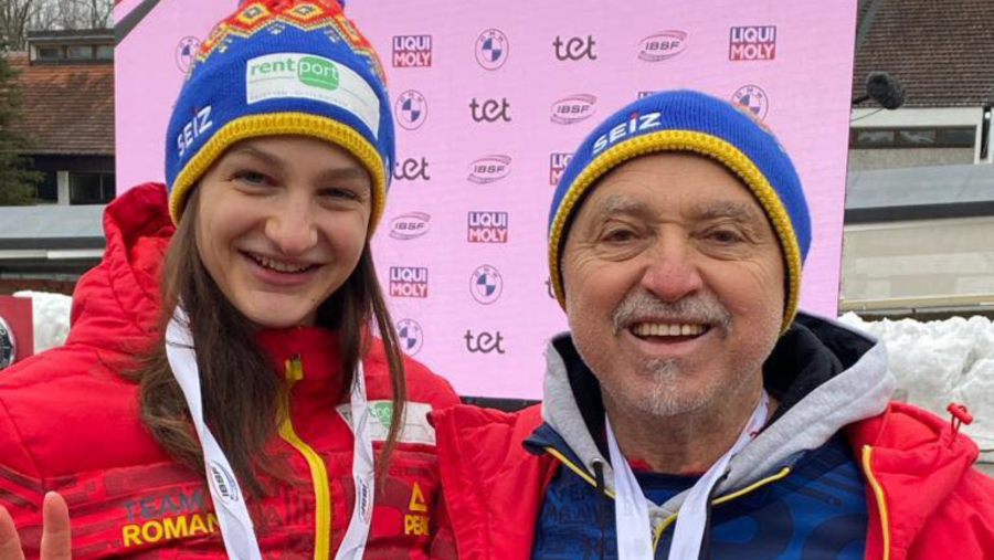 Andreea Grecu a câștigat două medalii de argint în proba de monobob la Europene şi Cupa Mondială