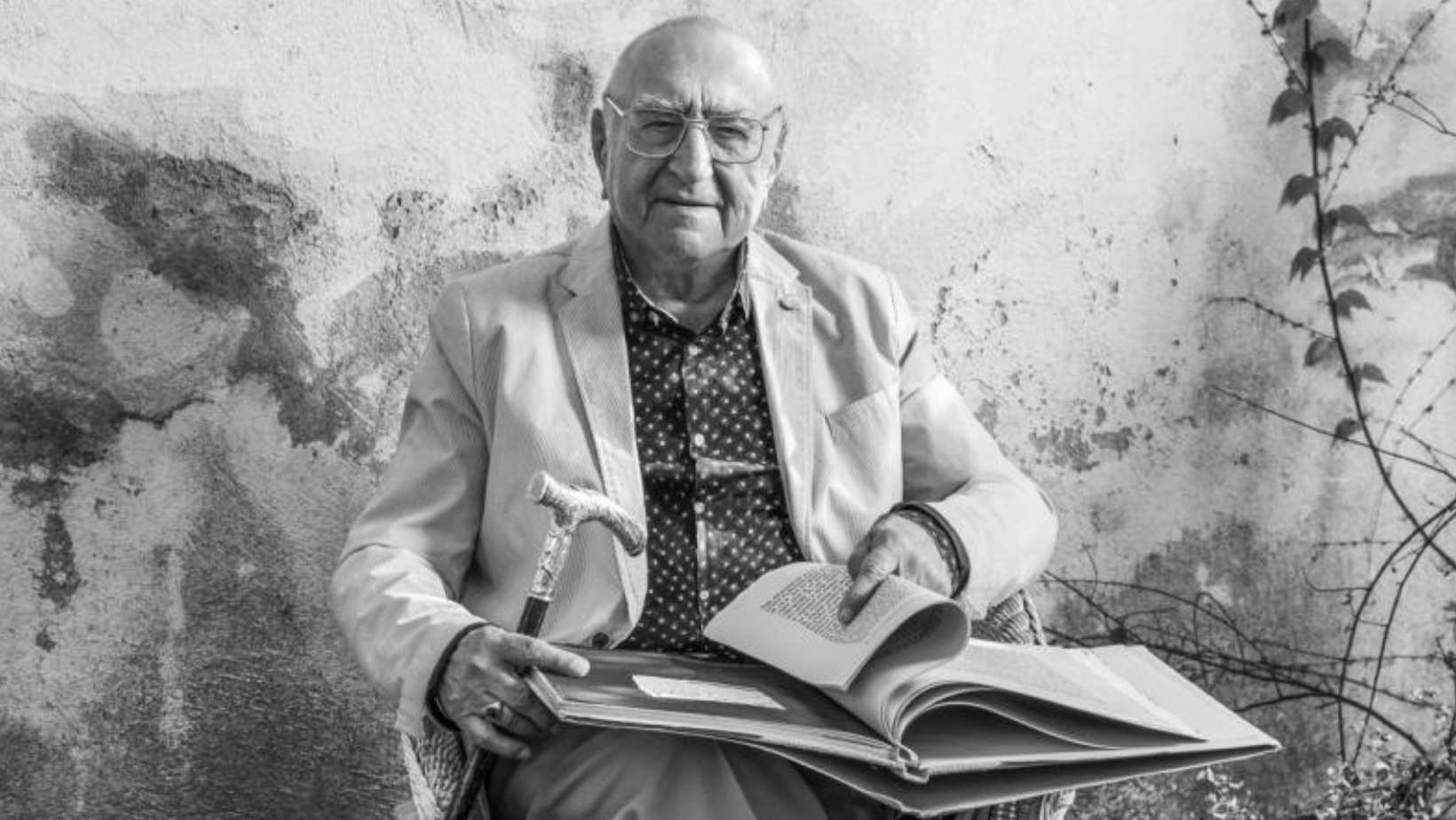 Scriitorul și omul de teatru Dinu Săraru a trecut la cele veșnice, la 92 de ani