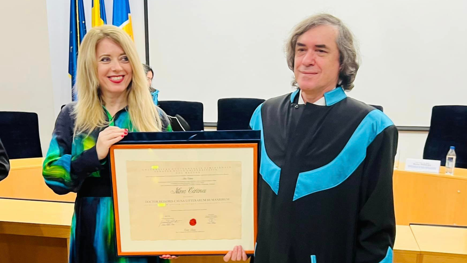 Mircea Cărtărescu a primit titlul de Doctor Honoris Causa al Universității de Vest Timişoara