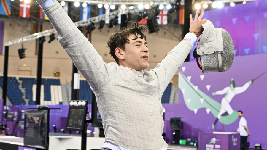 Vlad Covaliu este campion mondial al juniorilor la sabie!