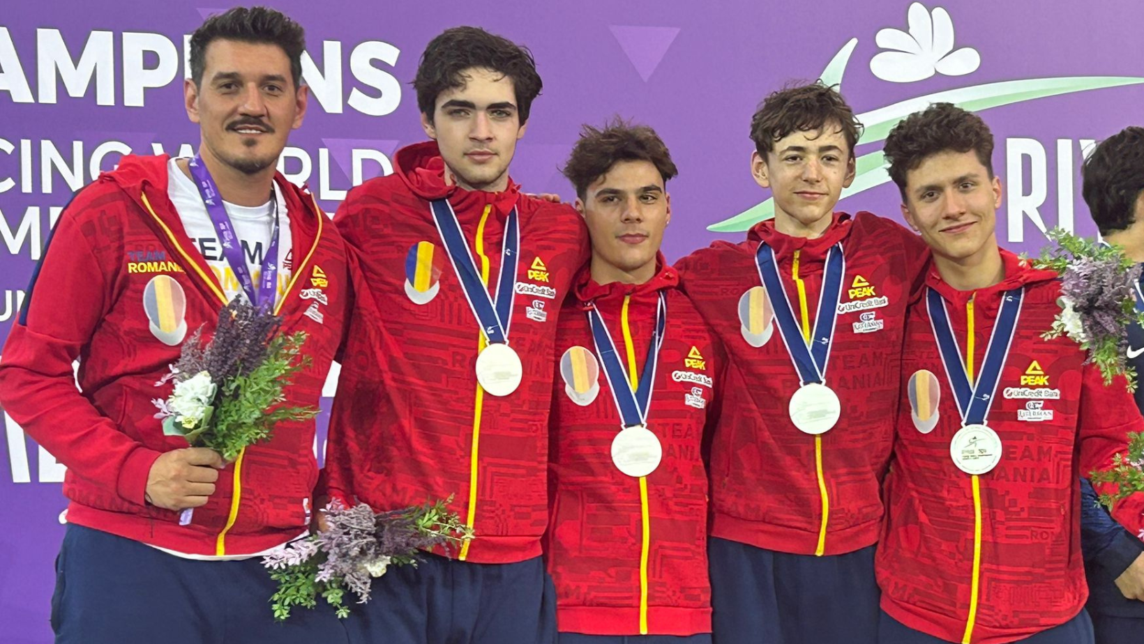Echipa masculină de sabie a României a câștigat medalia de argint la Mondialele de juniori