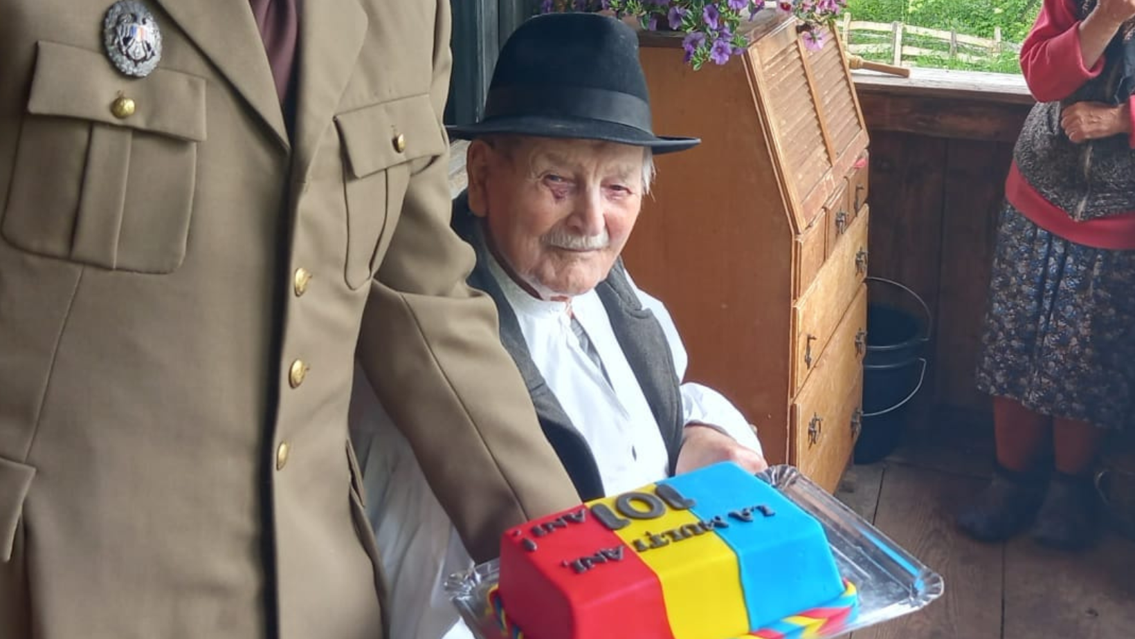 Veteranul de război Simion Bârdea a împlinit 101 ani