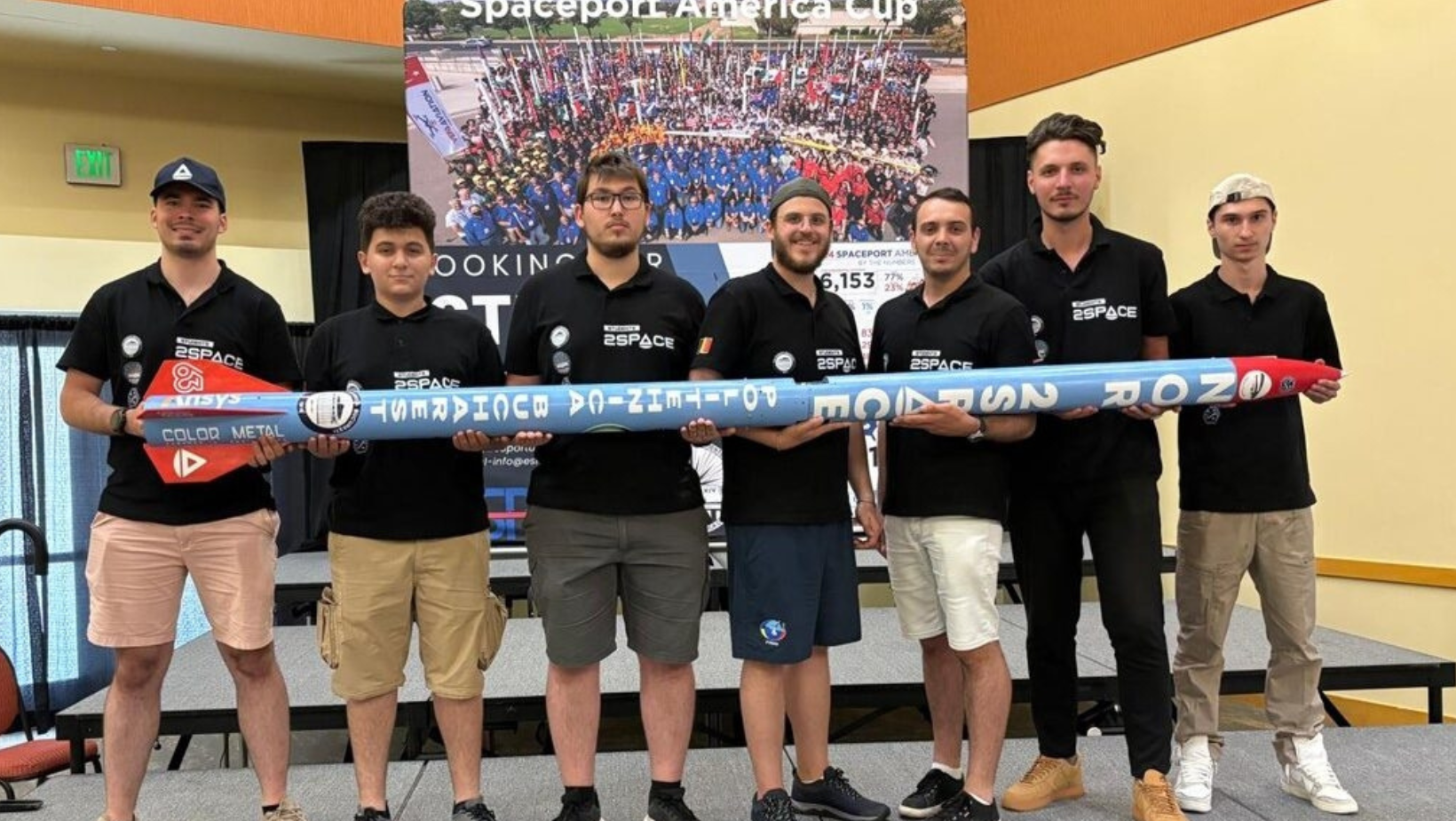 O echipă de studenți români a construit o rachetă supersonică