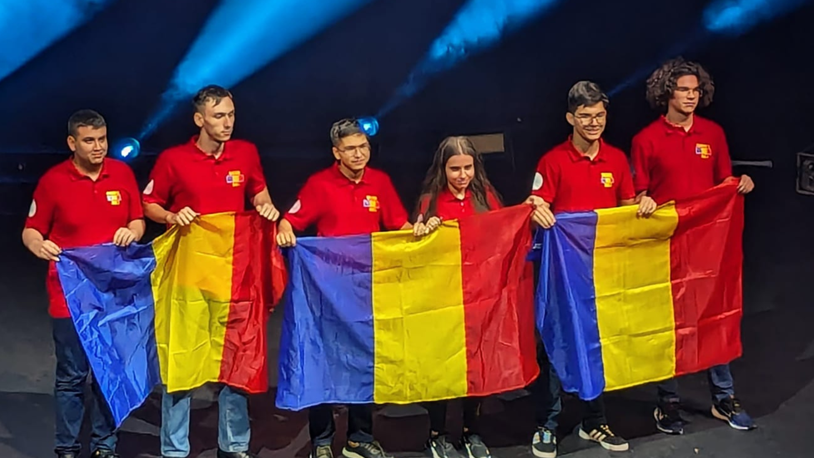 România a obținut o medalie de aur, patru de argint și una de bronz la Olimpiada Internațională de Matematică din Marea Britanie