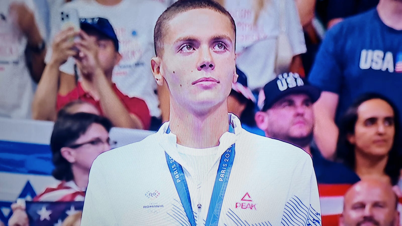 Campionul olimpic David Popovici: ”Nu-mi place să fiu atât de emoționat, dar e frumos!”