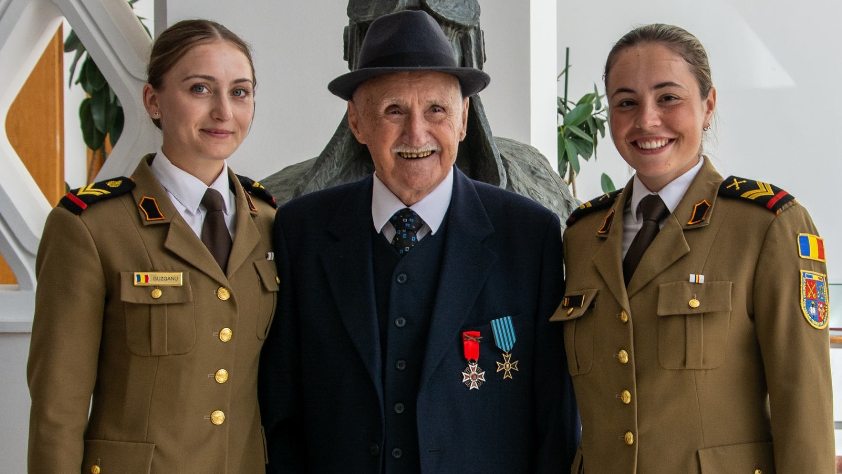 Veteranul de război Danil Banciu, sărbătorit cu drag și bucurie la 101 ani. ”Ne uimește prin frumusețea sufletului”