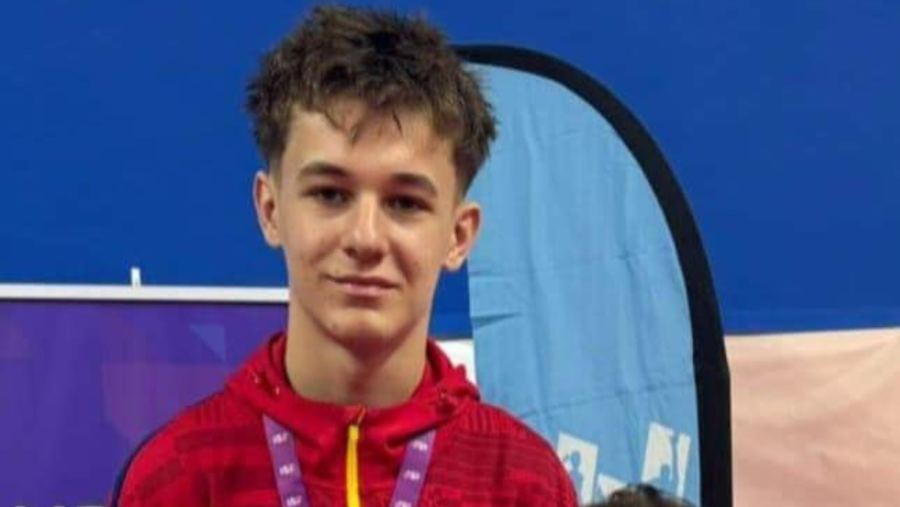 Scrimă: Cristian Macovei a câștigat medalia de bronz la Gimnaziada Bahrain 2024