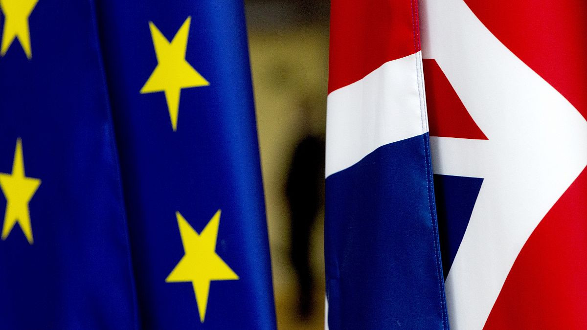 Marea Britanie îndeamnă UE să lovească Rusia cu sancțiuni de 210 miliarde de euro