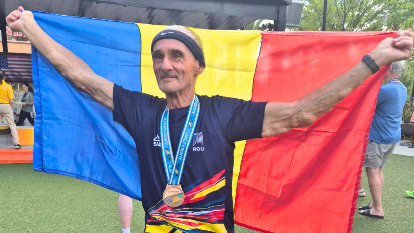 Are 75 de ani și a câștigat medalia de bronz la Campionatul Mondial de Atletism din Florida