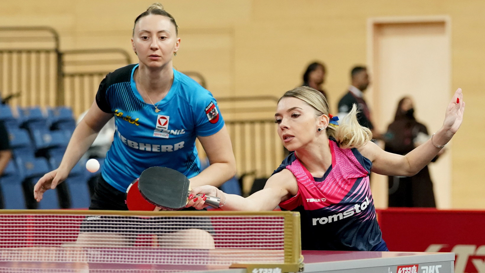Tenis de Masă: Bernadette Szocs și Sofia Polcanova s-au calificat în sferturile de finală ale Campionatului Mondial Individual