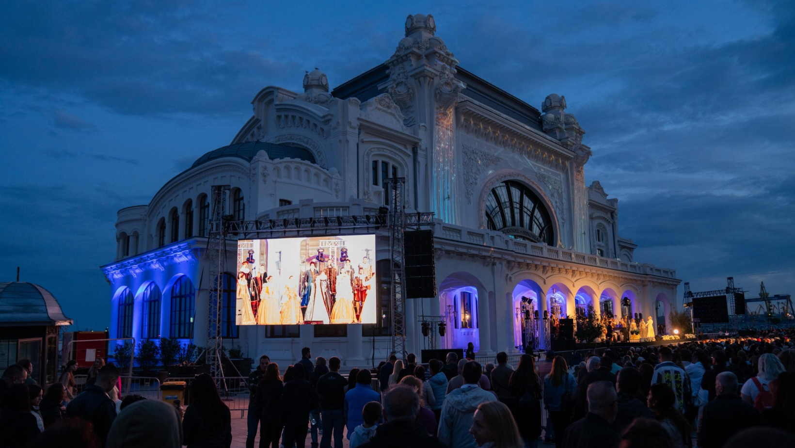 Cazinoul din Constanța a fost redeschis și a găzduit un concert al Corului Madrigal