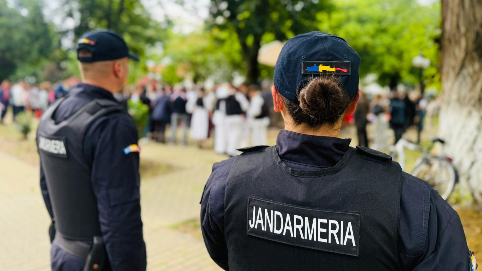 Jandarmii arădeni, la datorie în Minivacanța de Rusalii
