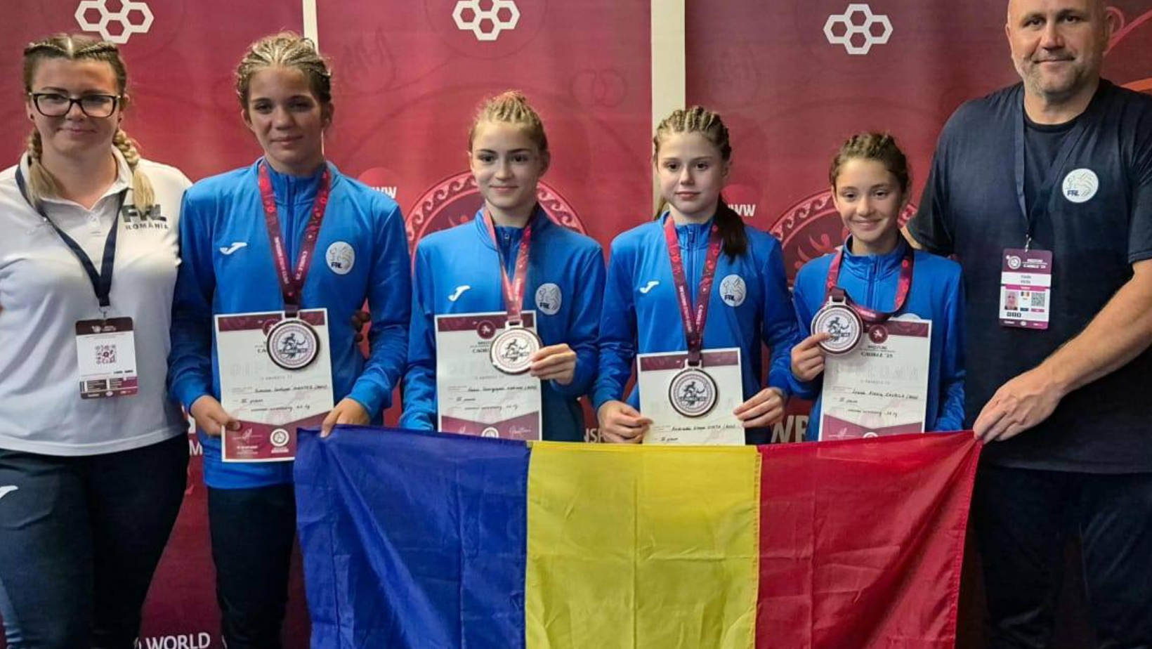 Patru medalii de bronz pentru luptele românești la Campionatul European U15 din Italia