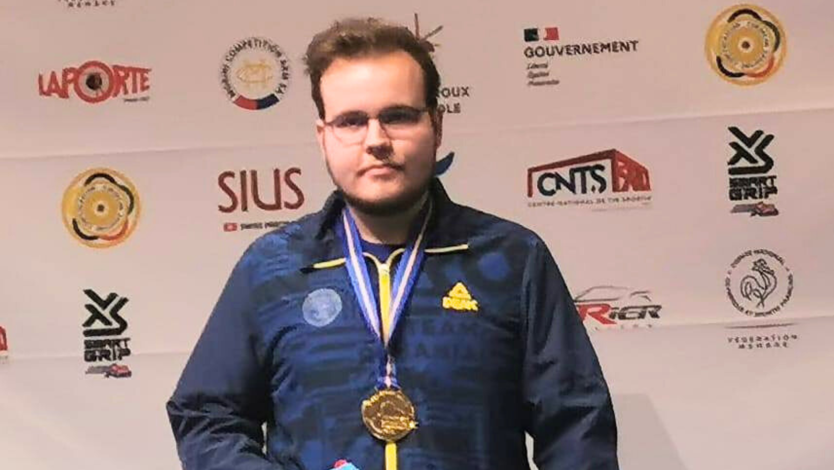 Pistolarul arădean Luca Joldea, campion european de juniori la pistol liber 50 de metri