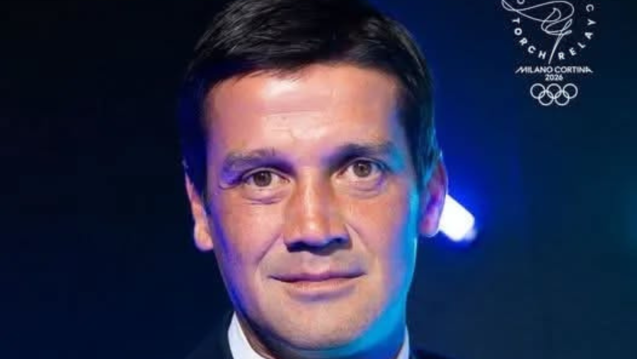 Cristian Chivu va purta Flacăra olimpică pentru Jocurile de iarnă de la Milano Cortina 2026