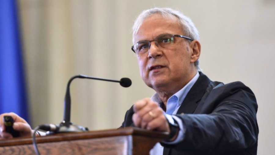 Academicianul Marius Andruh este noul președinte al Academiei Române
