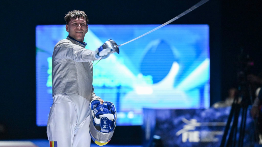 George Dragomir, medaliat cu bronz la Campionatele Europene de scrimă de la Antony (Franța)