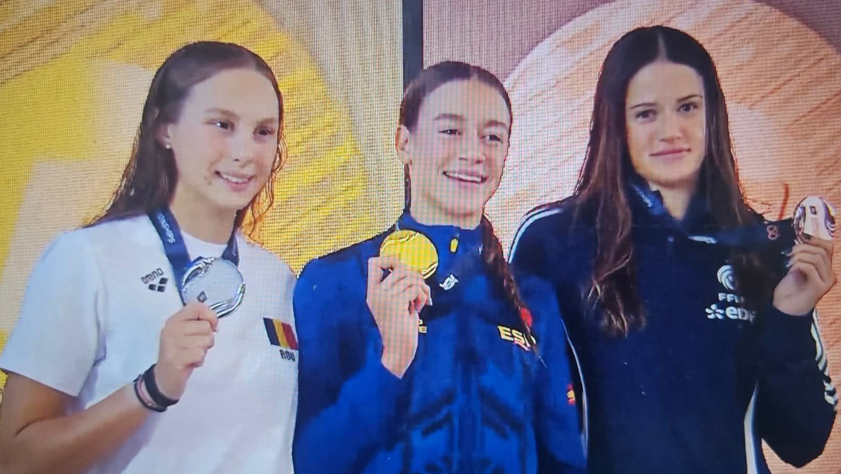Daria Silișteanu a câștigat medalia de argint în proba de 100 m spate, la Campionatul European de juniori de la Munchen