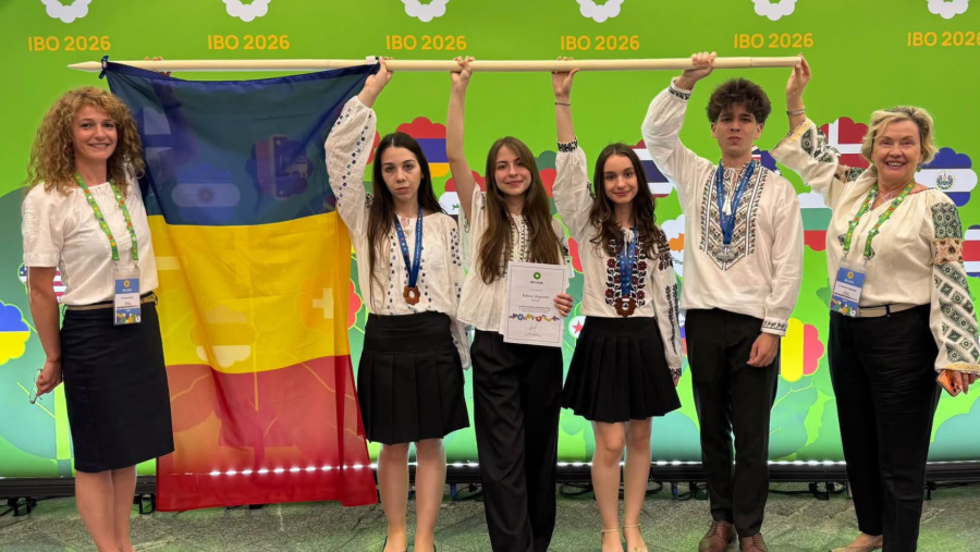 O medalie de argint, două de bronz și un premiu special pentru elevii români, la Olimpiada Internațională de Biologie 2026