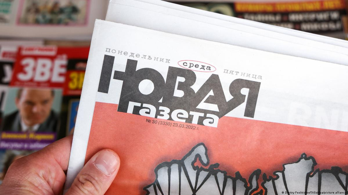 Novaya Gazeta, ultimul mare ziar independent din Rusia, își încetează definitiv activitatea